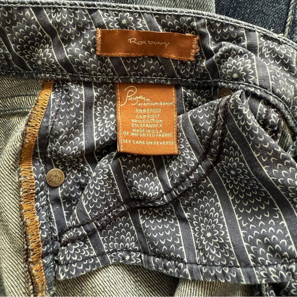 Paige Premium Dark Denim Roxbury Stretch Mid-rise Distressed Straight Leg 29 EUC - Picture 10 of 13